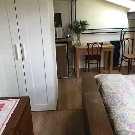 Apartment Mansarda Foro Di Cesare Rom